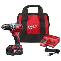 Outlet 💯 Milwaukee M18 18-Volt Lithium-Ion Cordless 1/2 In. Drill Driver Kit W/ (1) 3.0Ah Battery, Charger & Bag 👍